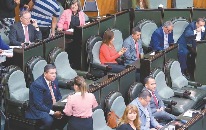 El Congreso del Estado será el encargado de sancionar a ambos funcionarios; el plazo vence el 20 de diciembre. JORGE LÓPEZ
