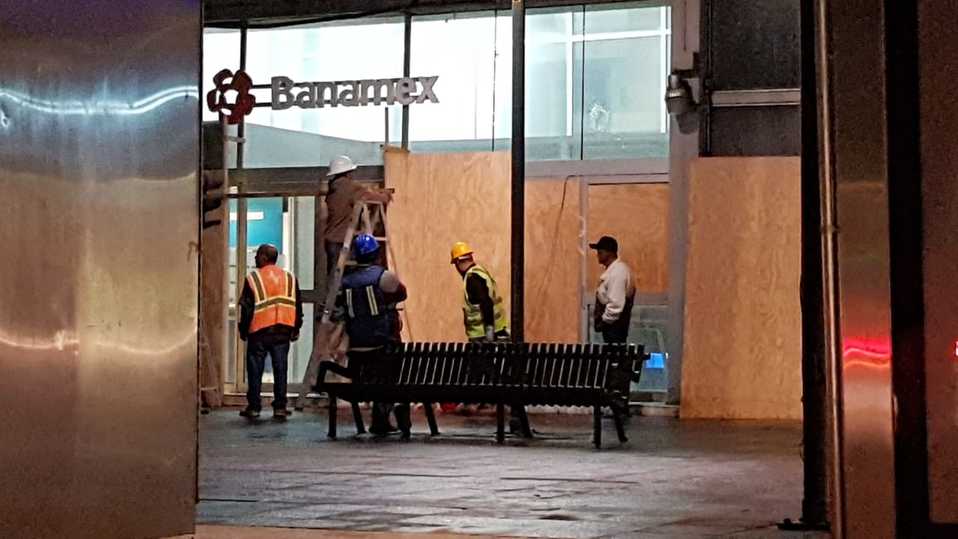 Preparativos por la marcha del 2 de Octubre. (Foto: Rogelio López)
