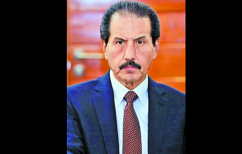El rector fue denunciado por presuntamente desviar dinero para el club de fútbol. (Araceli López)