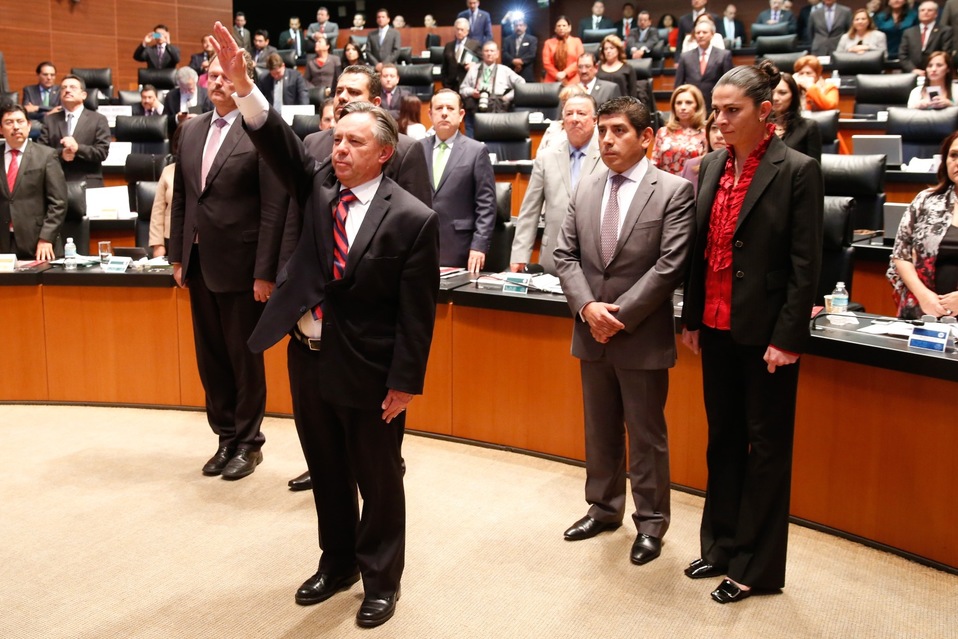 Eduardo Medina Mora en marzo de 2015 cuando rindió protesta ante el Senado como ministro de la SCJN. (Cuartoscuro | Archivo)