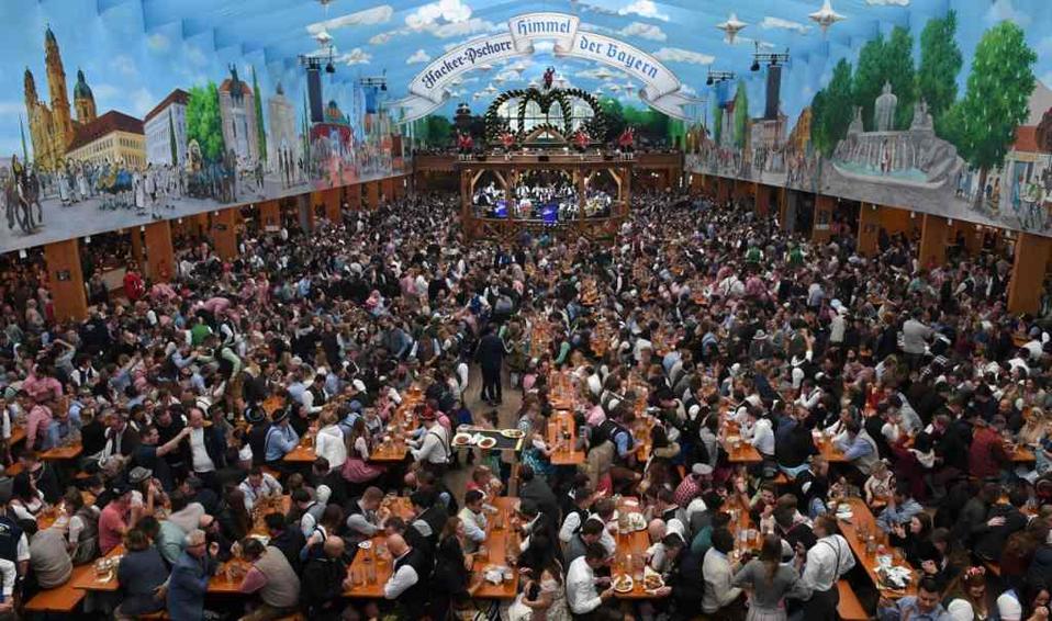 Múnich celebra la edición 186 del Oktoberfest, una de las fiestas tradiciones más grandes de Alemania. (AFP)