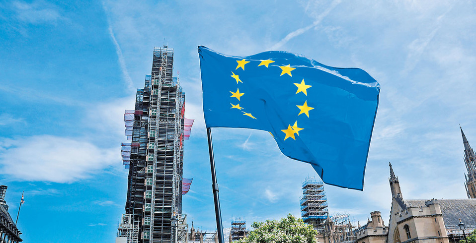 La UE espera a finales de año el aval para su propia ofensiva. (Notimex)