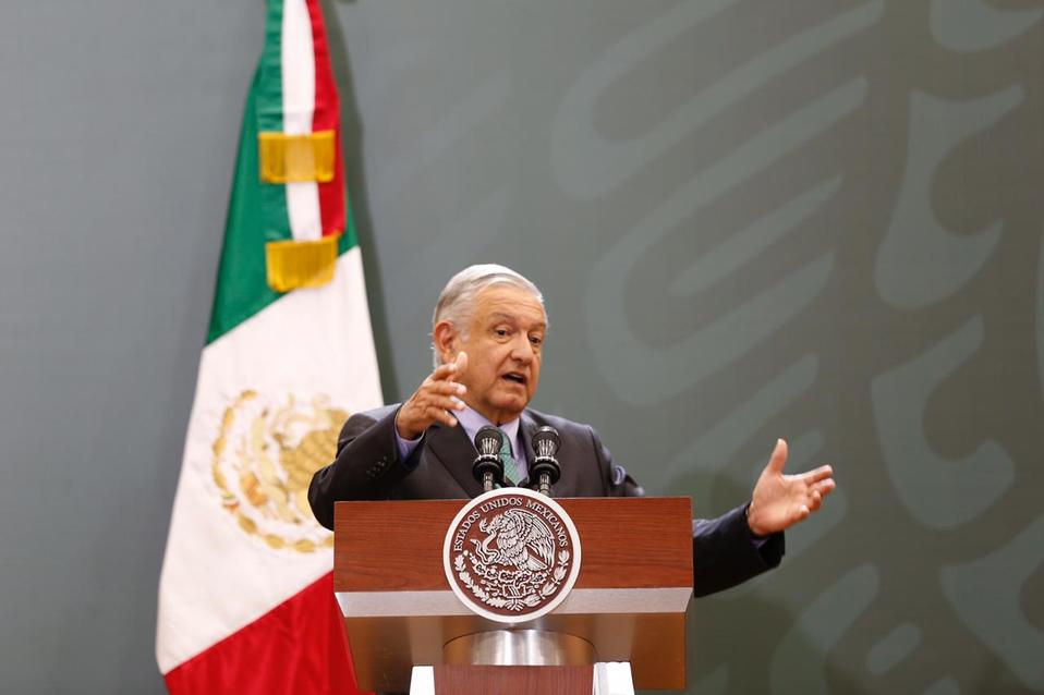 Andrés Manuel López Obrador en conferencia matutina del 4 de octubre. (Nelly Salas)