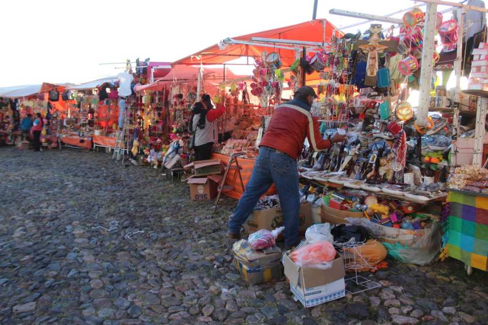 Debido a la inseguridad, comerciantes en Cristo Rey reportan bajas ventas. Foto: Daniela Béjar.