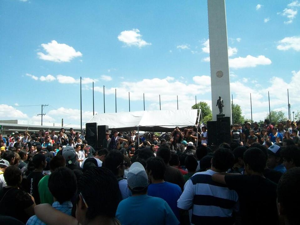 Plaza Juárez alberga cada sábado al tianguis cultural de Guadalajara (Cortesía)