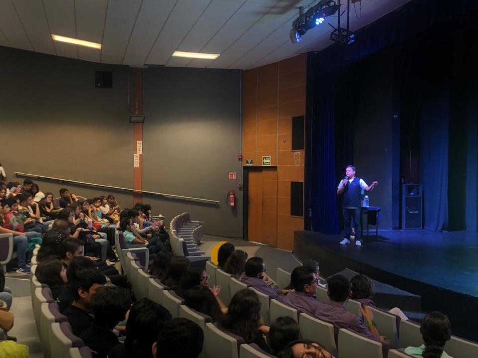 El Servicio Social Universitario en la máxima casa de estudios tiene el objetivo de realizar acciones que transformen y beneficien a la comunidad.