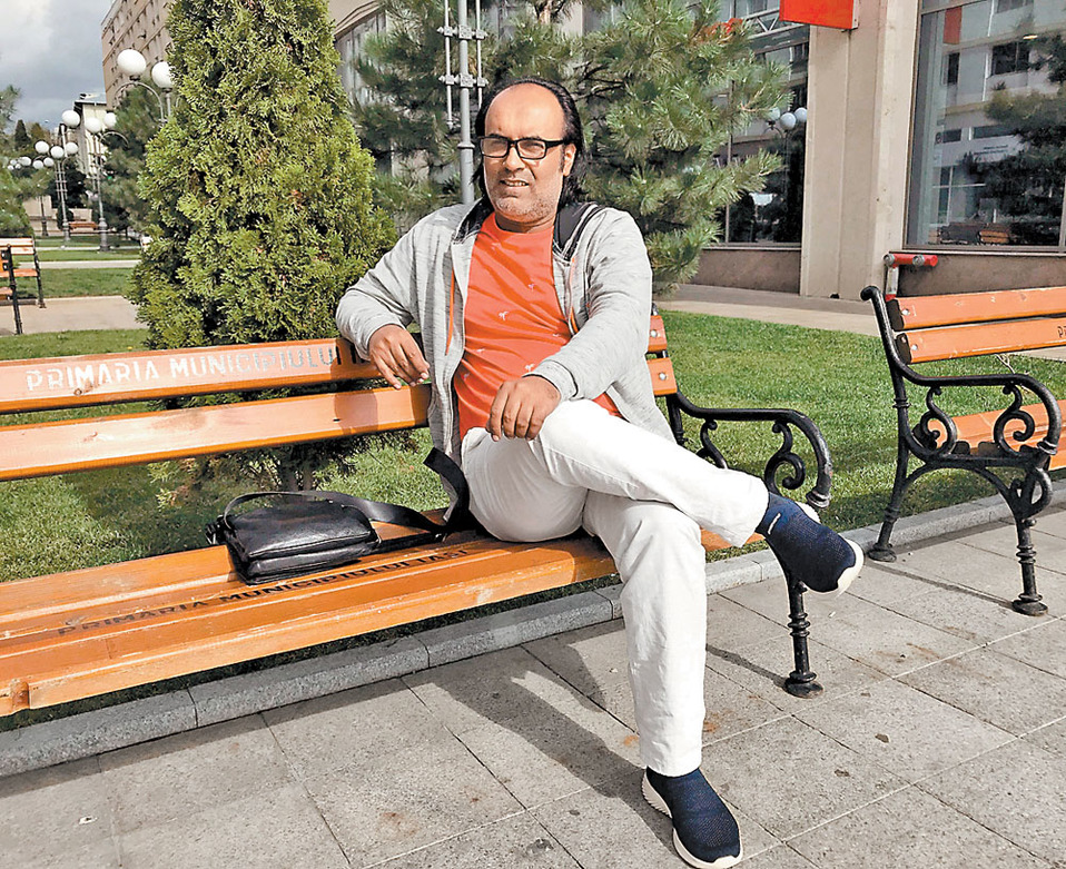 Ganador del Premio Internacional de Literatura Árabe 2014. (Marcel Gascón/EFE)