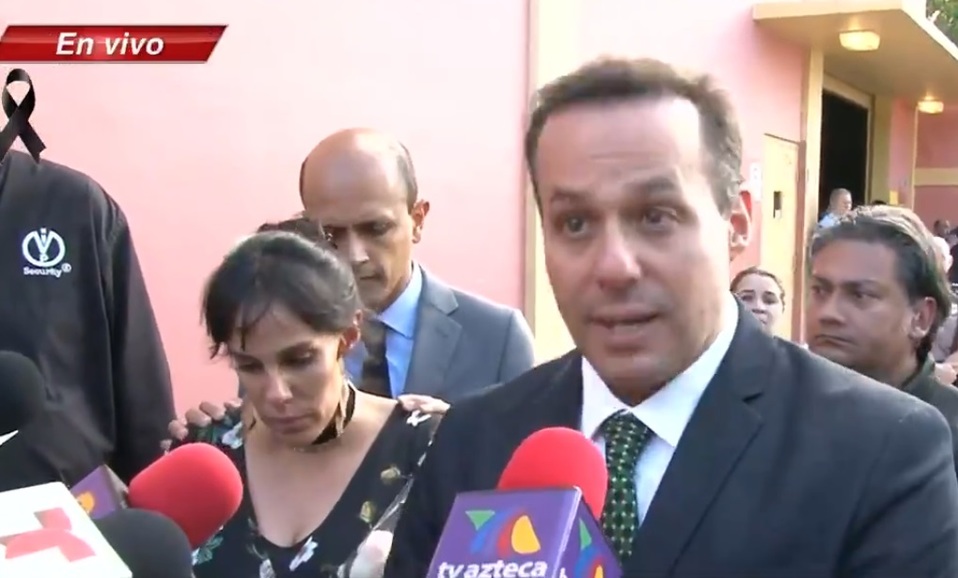 José Joel y Marysol dijeron que tuvieron que aceptar a "regañadientes" la cremación del cuerpo de su padre (Azteca).