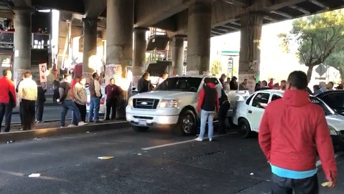 Esto durante el paso de unidades. (Especial)