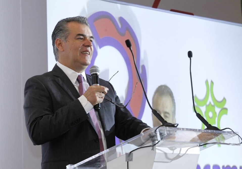 Francisco Cervantes Díaz, presidente de la Concamin, en el Foro Nacional de Combate al Contrabando y Delitos en Derechos de Autor (@CONCAMIN)