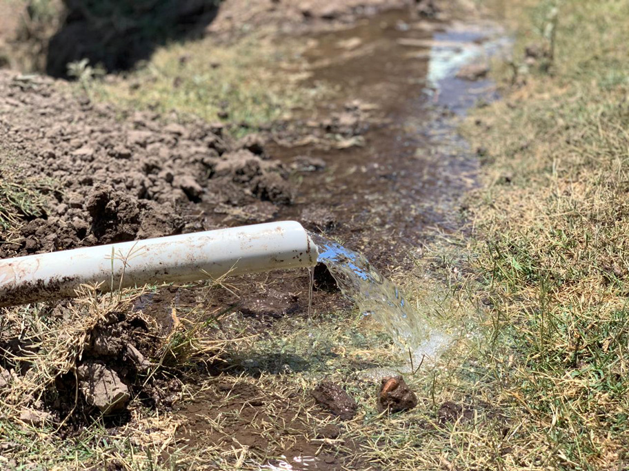 Los habitantes sufren de enfermedades estomacales y de la piel por el agua sucia. (Damían Ramírez)