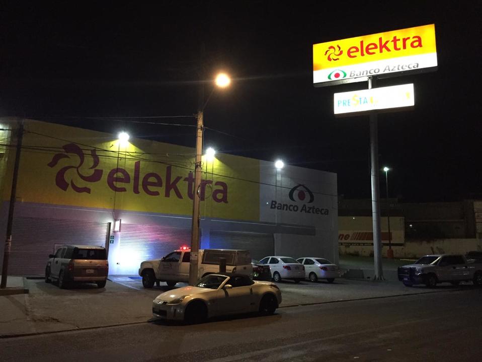 El asaltó ocurrió en una sucursal de Banco Azteca ubicada en el bulevar Ruta Matamoros, colonia Mariano Matamoros./ Said Betanzos