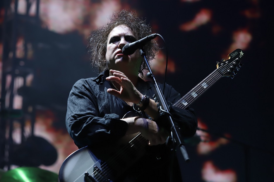 A sus 60 años Robert Smith dejó claro que su voz aún es potente (Édgar Negrete).