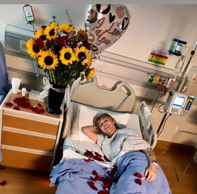 La cantante compartió fotos de su estancia en el hospital. /Inatgram: @mileycyrus