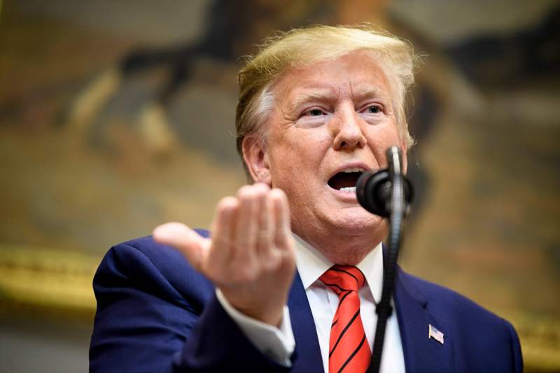 Trump justificó además su decisión de retirar las fuerzas estadunidenses del área de Siria. (AFP)