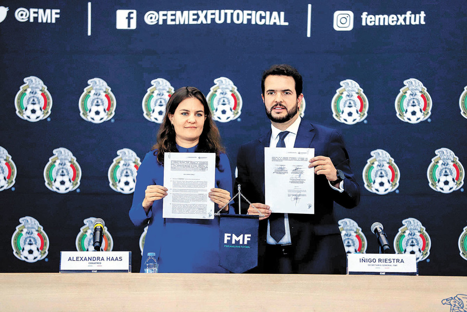 Alejandra Haas e Íñigo Riestra. (Santiago Chaparro)