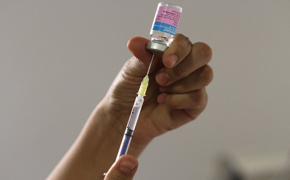 Uno de los beneficios de la vacunación es la prevención de gastos por hospitalización (Cortesía)