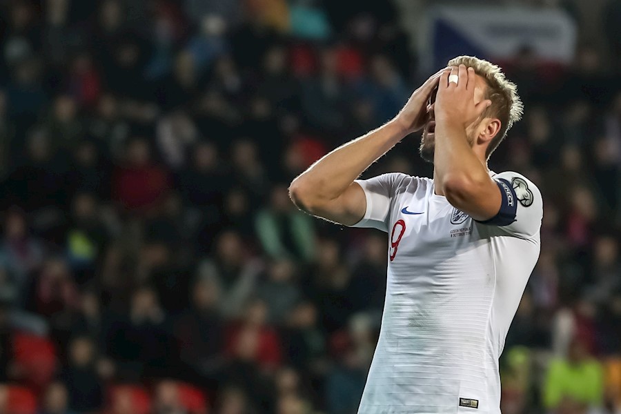 Harry Kane poco pudo hacer para revertir el resultado (EFE)