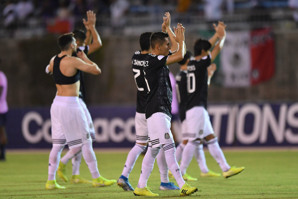 Selección mexicana lanza campaña en contra del "eeh puto" (Mexsport)