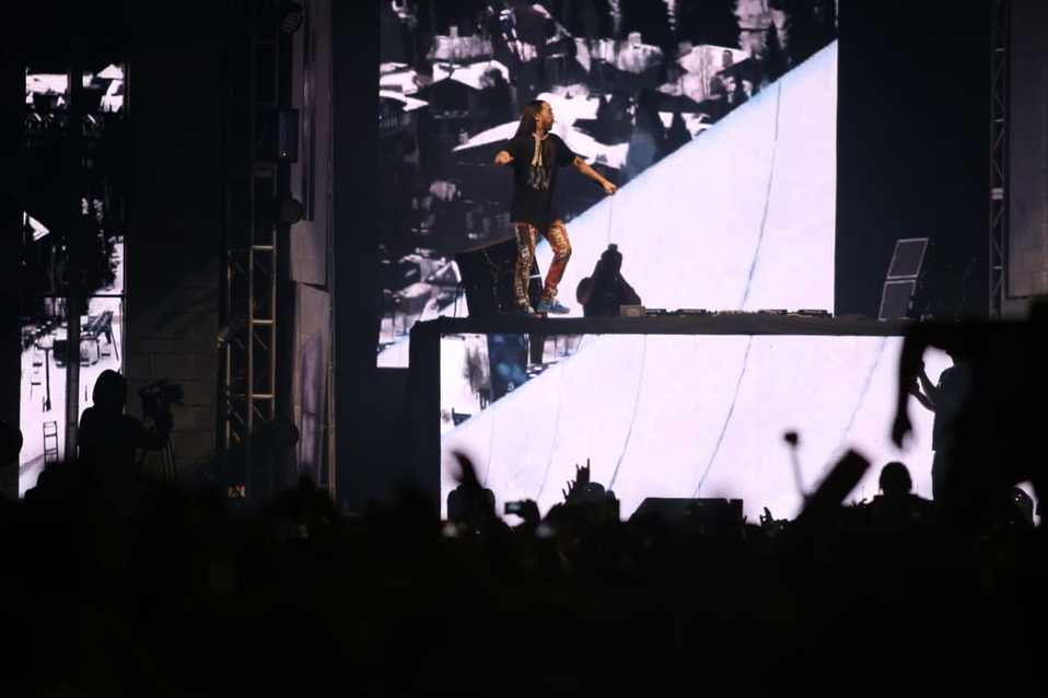 Steve Aoki en el teatro del pueblo de la Feria de Pachuca. (Jorge Sánchez)