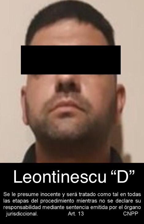 Los hombres fueron detenidos en Los Cabos.
