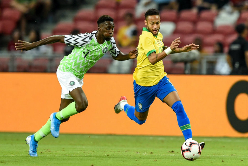 Neymar se lesionó en el empate entre Brasil y Nigeria (AFP)