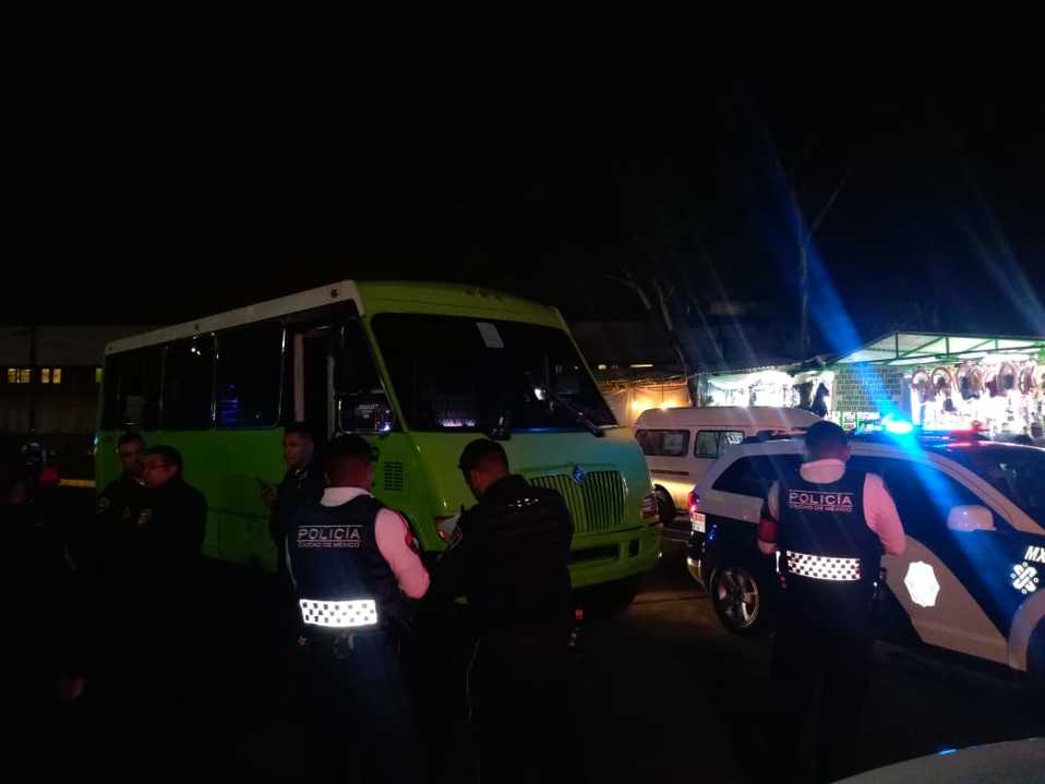 Intento de asalto dejó al conductor de un camión de pasajeros heridos en las inmediaciones de Pantitlán.