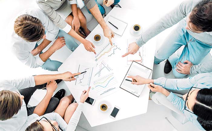Piden abordar el compromiso de jóvenes con firmas orientadas a propósitos concretos. Shutterstock