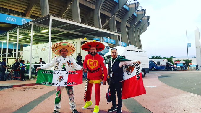 Afición de la selección mexicana en el México vs Panamá (Twitter @EstadioAzteca)
