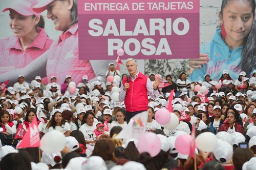 El Ejecutivo se reunió con beneficiarias. (Especial)