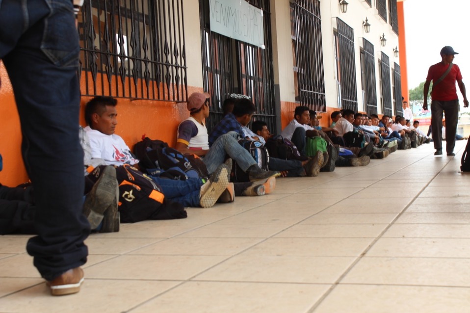 Los campesinos se manifestaron frente a la presidencia municipal.