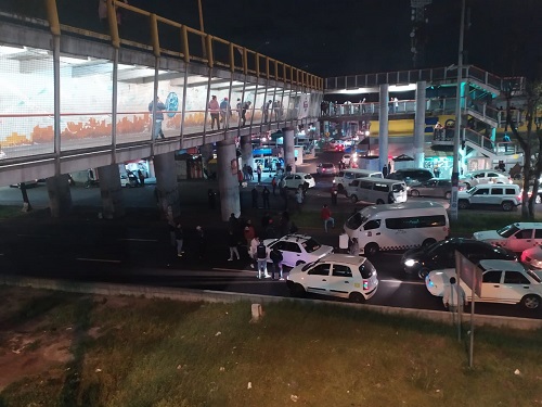 En la zona se registra tránsito pesado. (Especial)