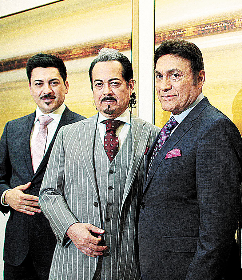 Los Tigres del Norte abren el ambiente. (Alfonso Manzano)