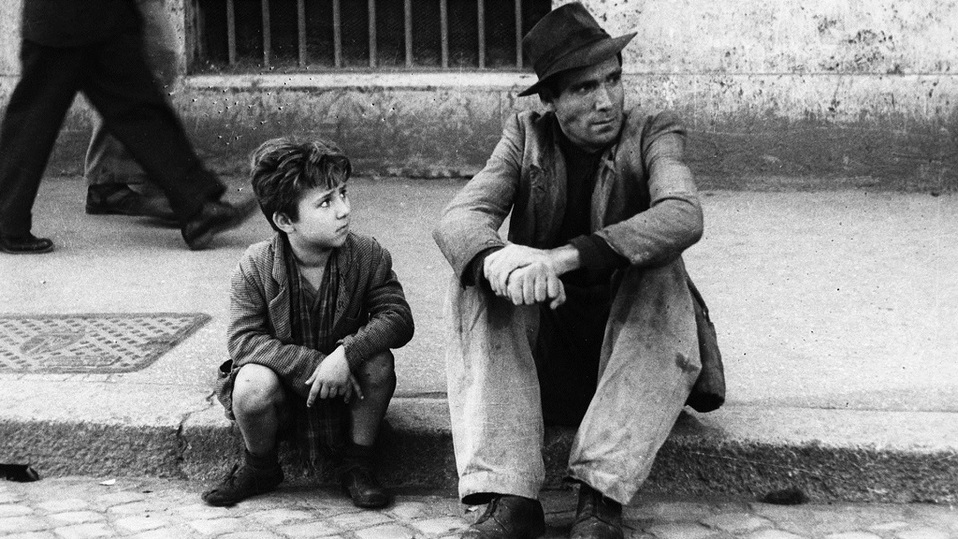 Fotograma de 'El ladrón de bicicletas', dirigida por Vittorio De Sica en 1948. (Cortesía: Filmoteca UNAM)
