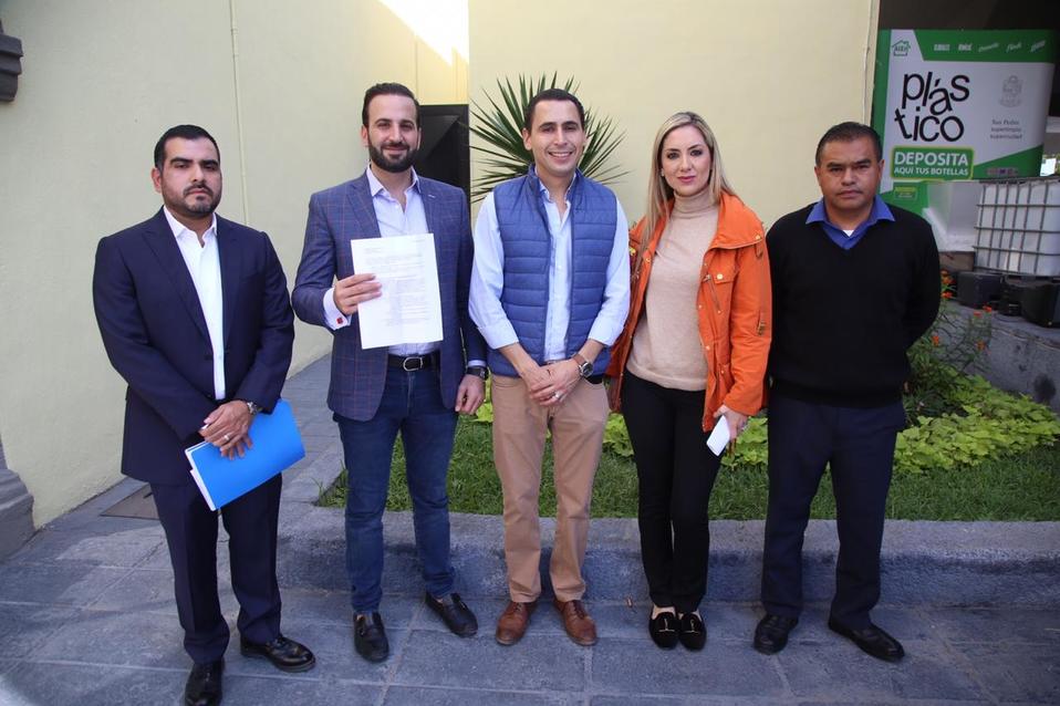 En NL, exigen destituir a secretario de Desarrollo Urbano de San Pedro. Foto: Especial.