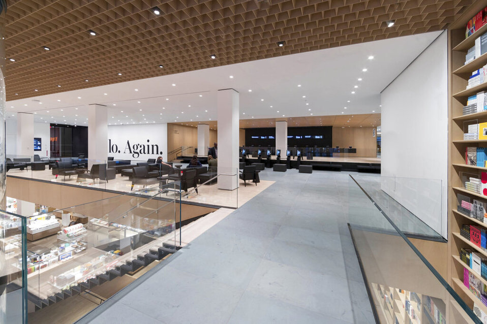 Nuevo vestíbulo y plataforma de boletería del MoMA forman parte de su expansión (AP).