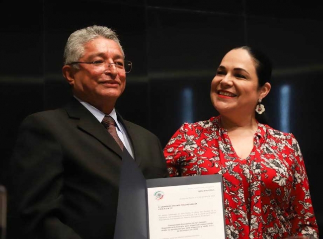 Vicente Melchi rindió protesta como titular de la Comisión Reguladora de Energía. (Notimex)