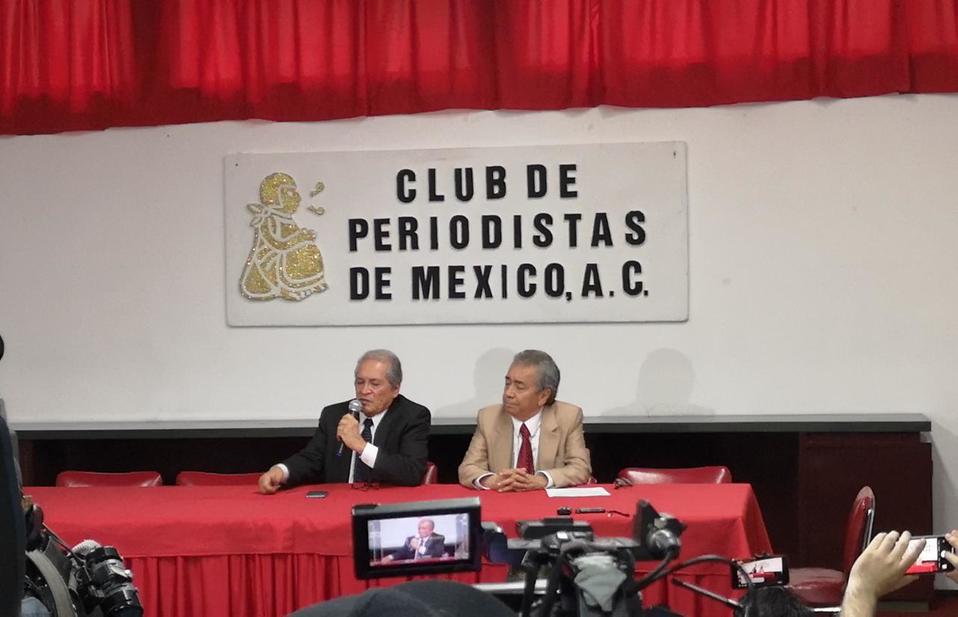 Abogados de la familia de 'El Chapo' en conferencia en el Club de Periodistas. (Jorge Becerril)