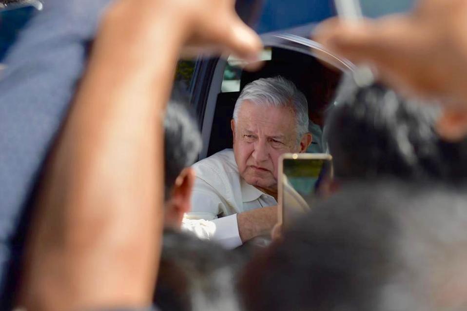 Los habitantes de Oaxaca presentaron sus peticiones a López Obrador/Especial.