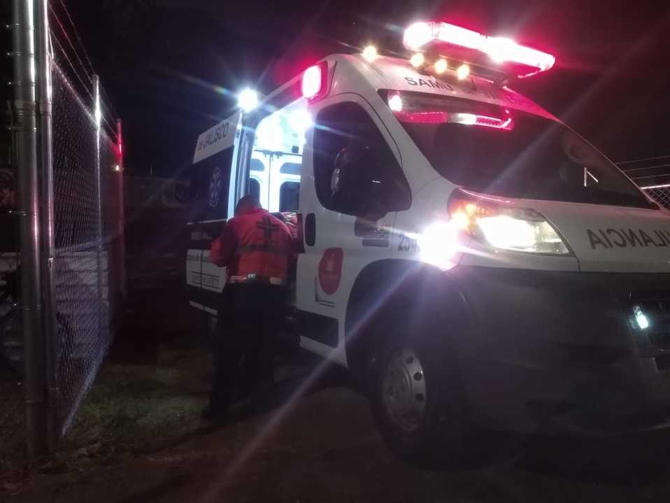 Joven se lesiona al derrapar con su moto (Cortesía)