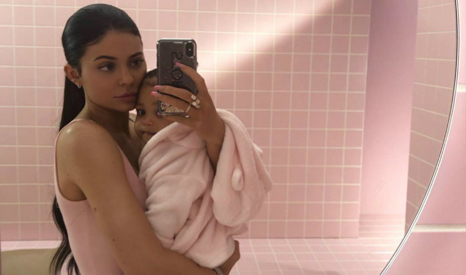 Kylie Jenner y la pequeña Stormi (Instagram).