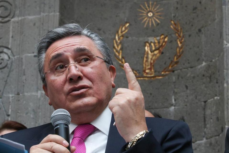 Luis Raúl González Pérez, actual titular de la CNDH, aseguró que no buscará la reelección al cargo. (Cuartoscuro)