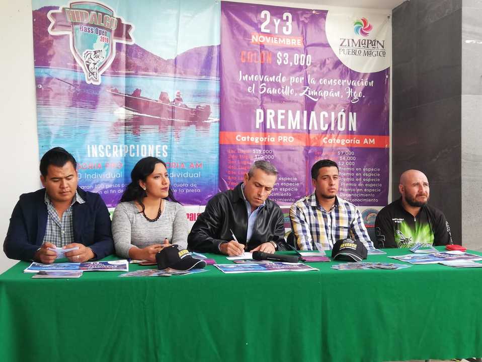 Presentan el Bass Open 2019 en la Secretaría de Turismo de Hidalgo. (Elizabeth Hernández)