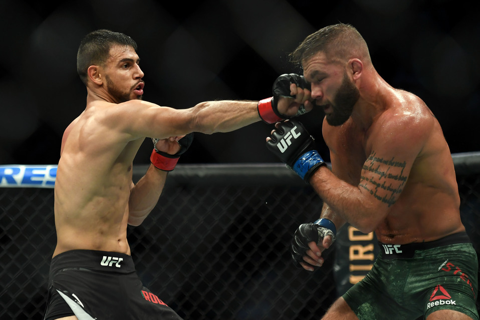 UFC Boston: Yair Rodríguez vence por decisión unánime a Jeremy Stephens (Reuters)
