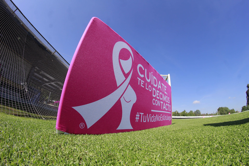 Campaña de la Liga MX contra el Cáncer de Mama (Imago7)