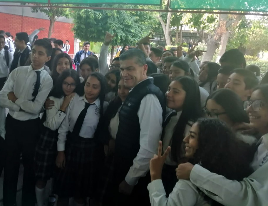 El gobernador estudió en esta secundaria de 1982 a 1985. (Brenda Alcalá)