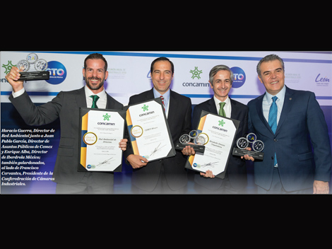 Horacio Guerra, Director de Red Ambiental junto a Juan Pablo García, Director de Asuntos Públicos de Cemex y Enrique Alba, Director de Iberdrola Méxic