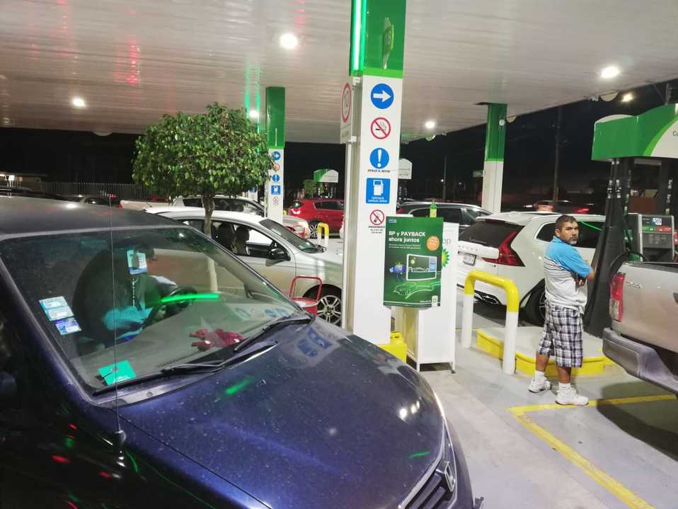 El rumor de un posible desabasto de gasolina en León causó pánico entre los ciudadanos.