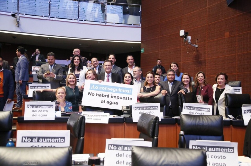 Senadores del PAN aseguraron que lograron que no aumentara el costo del agua de riego. (Twitter | @SenadoresdelPAN)