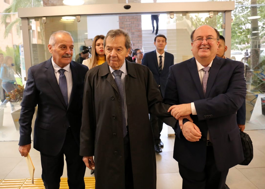 La conferencia se llevó a cabo en el auditorio del Parque de Innovación de la Universidad La Salle. (Rolando Riestra)